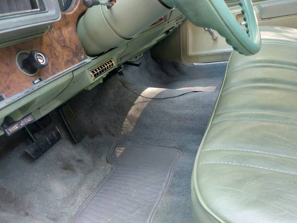 1974 Chevy Monte Carlo Landau - $11,200 (Powder Springs Ga)63612703971843122