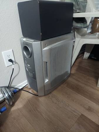 JVC ACTIVE SUB 9.1" 1