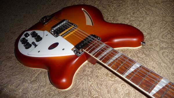 Rickenbacker Autumn-glo 12 String - $2,700 (Aventura)63469939754113120