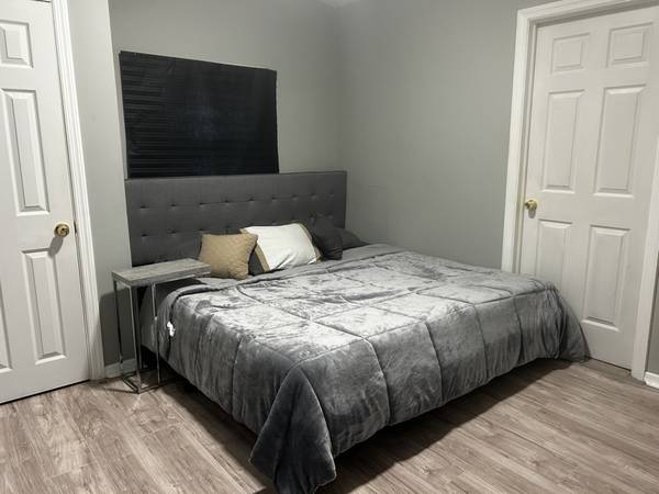 $3000.00 / 3br - 1200ft2 - Beach Haven on the Canal63667080781953122