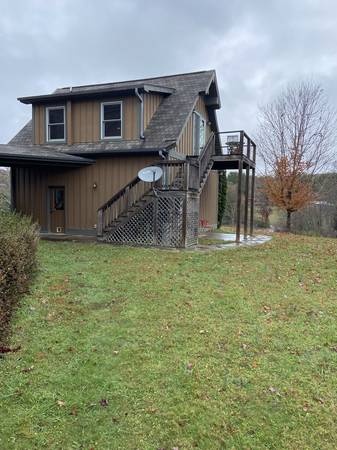 $1,850 / 1br - 800ft2 - Mountain Chalet Furnished Long Term or Mo to Mo Utilities+Internet Inc (Mills River)64029203324674120