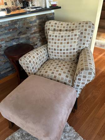 Chair and ottoman 1
