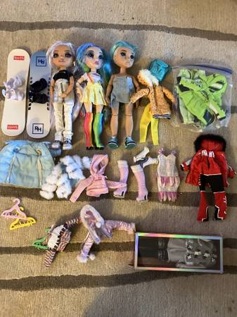 Rainbow High dolls and clothing 1