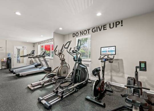 $870 / 1br - 540ft2 - Acceso a Línea de Autobús Principal, en St. Louis MO, 1/BA 1/BA (5927 Suson Pl, St. Louis, MO)63924424995202124
