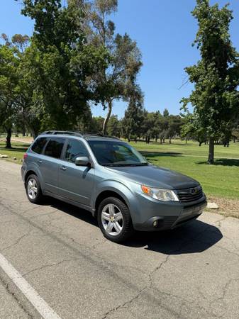 2010 Subaru Forester Limited - $5,999 (Burbank)63470893793539123