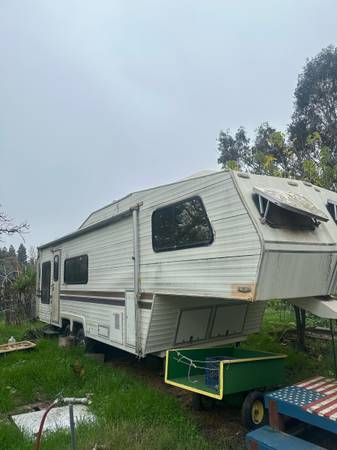 Travel Trailer new floors 1