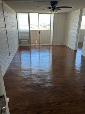 $3,400 / 3br - 940ft2 - 3bed 2 bath 2 parking lot laundry inside (Honolulu)63939664626435122