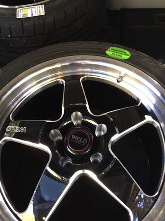 Corvette Weld Wheels 2005-2013 Nitto 305/35zr19 Tires 1