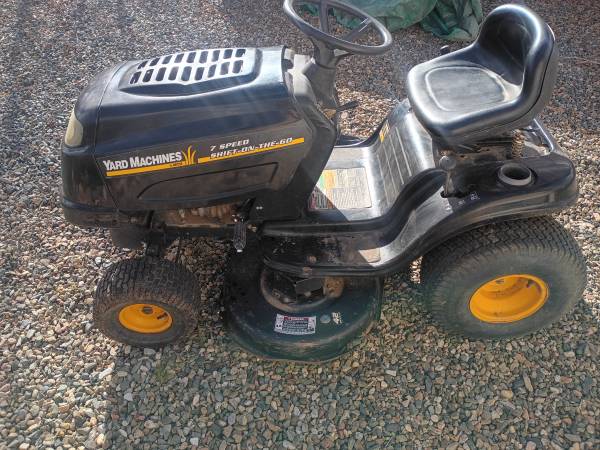riding mower--Yard Machine 42" 1