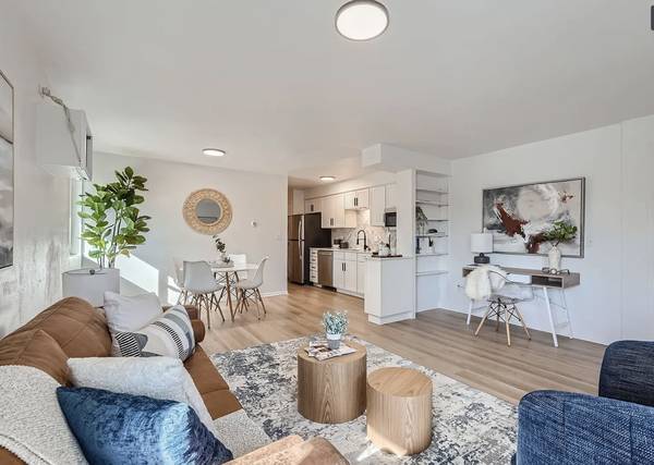 $1,384 / 1br - 525ft2 - >> 1 MONTH FREE << Downtown Louisville Broomfield 10 min to Boulder (** Downtown Louisville Broomfield **)63920601291522120