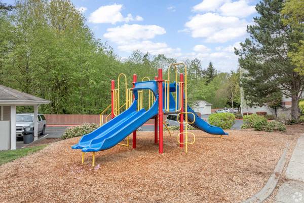 Available Now – Winter Move-In 1