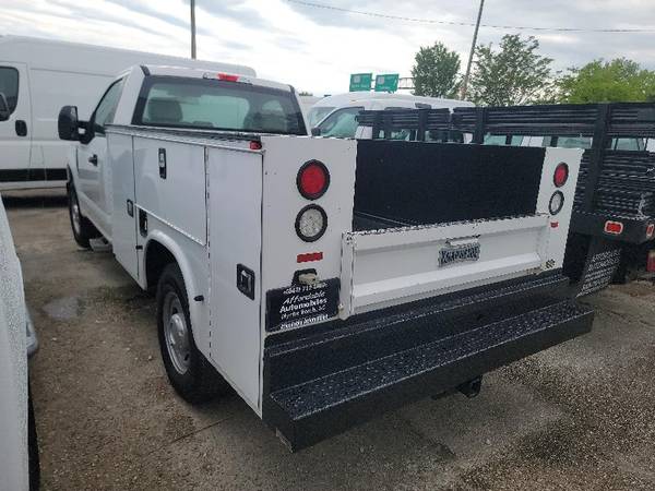 2017 Ford F-250 SD XL - Photo 5