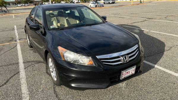 2011 Honda Accord - $3,90063615647420035123