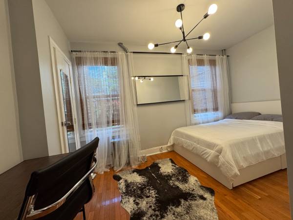 $3,500 / 1br - 🏡 RARE Greenpoint 1 BR - Entire Floor in lovely PRIME Greenpoint! (Greenpoint, Williamsburg)63689806928129123