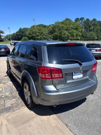 2009 Dodge Journey - $12,995 (Shelby)63613436575361124