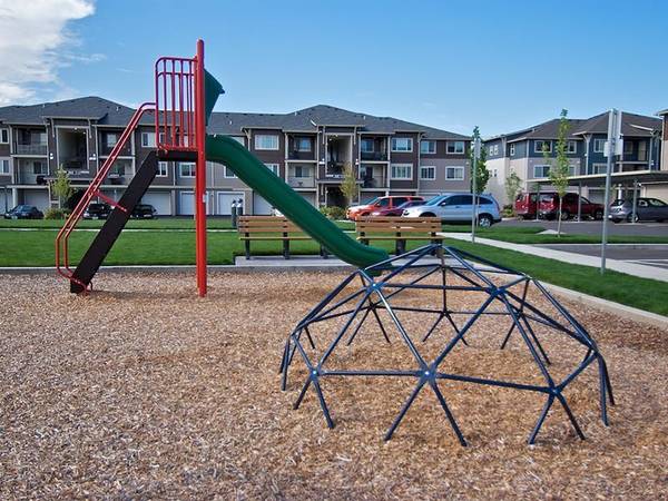 $1,750 / 2br - 881ft2 - Limited-Time Offer: Up to 6 Weeks Free on Select Vacant Units (Beaverton)63831463790723121