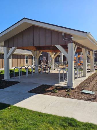 $683 / 3br - Garden Beds, Community Room, Walk-in Closet (5350 SW Country Club Dr, Corvallis, OR)63624860003841121