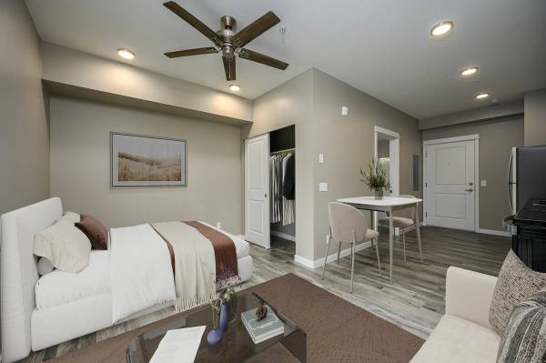 $1,775 / 1br - 920ft2 - Rare Opportunity: First Month Free in Bellingham's Best! (Bellingham)63920959541250120
