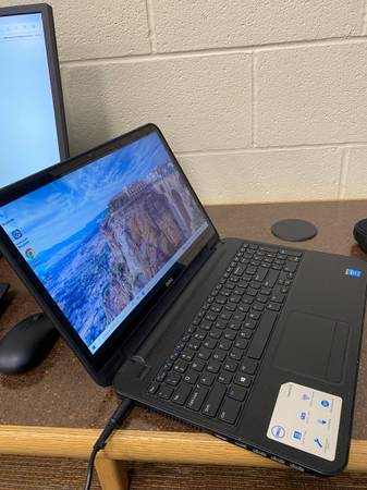 Dell Inspiron 15, touch screen fully functional /Windows 10 1