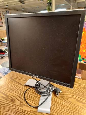 Dell Computer Monitor 1