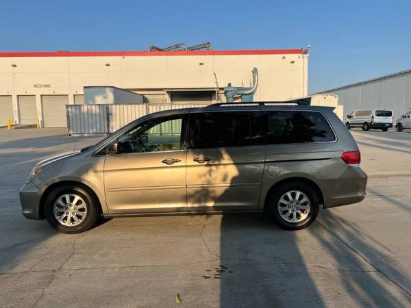 2010 Honda Odyssey EX-L con DVD  ¡FINANCIACIÓN GARANTIZADA!* - $9,995 (¿MAL CRÉDITO? ¿SIN CRÉDITO? ¡NOSOTROS DECIMOS SÍ A FINANCIAR!)63618268090883123