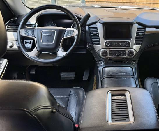 GMC Denali - $17,500 (santa rosa)63617818760067121