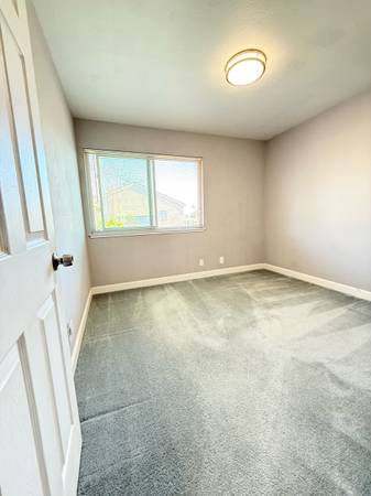$1,400 / 4br - Available Room in San Jose (san jose east)63824143310211123