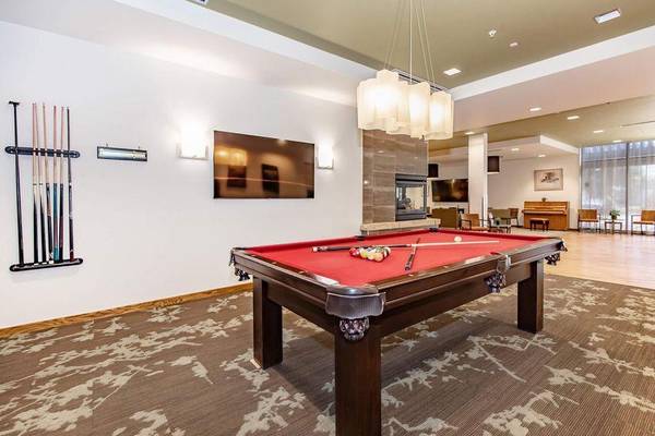 $2,499 / 2br - 990ft2 - Cyber Cafe, Community Gardening Spaces, Built-in Microwave (University Hills)63962794929283123