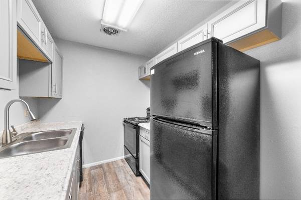 $925 / 2br - 865ft2 - Haz que tus amigos te envidien... Muda a los apartamentos Overlook 380 (hermosas vistas)63679441350787124