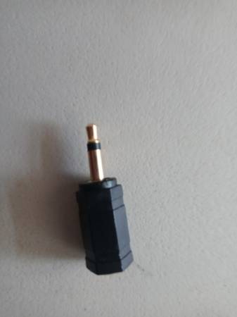 Headphone adapter 3/32 2.5mm male mono plug to 1/8 3.5mm female mono jack 1