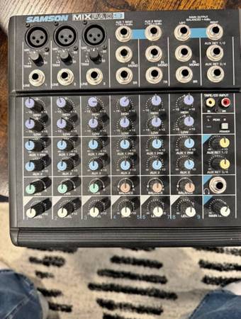 Samson MixPad 9 1