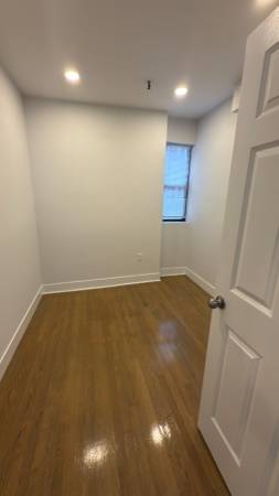 $3,750 / 2br - Renovated Fenway 2 Bed For $3,750 AVAIL NOW NO FEE (Fenway)63828558652931124