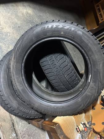 205 55 R16 great tread three blizzacks 1