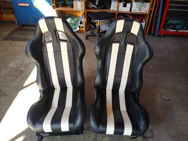 Racing Seats 1