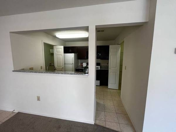 $1,000 / 1br - 750ft2 - Beautiful one bedroom available for a tour!!! (Hendersonville)64029205303170123