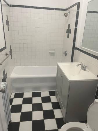 $3,400 / 3br - Dorchester 3 Bed/1 Bath Apartment | Near Bowdoin Street (Dorchester)63810087398145123