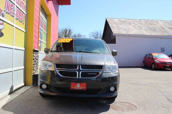 2017 Dodge Grand Caravan SXT $1500 DOWN + TAX, BUY HERE / PAY HERE - $1,500 (Hamilton)63470600619649122