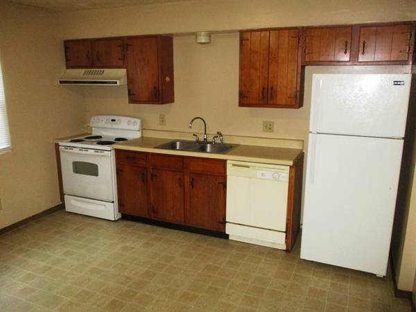 $890 / 2br - Al lado del sendero (1004 Charlotte)63700508807299121