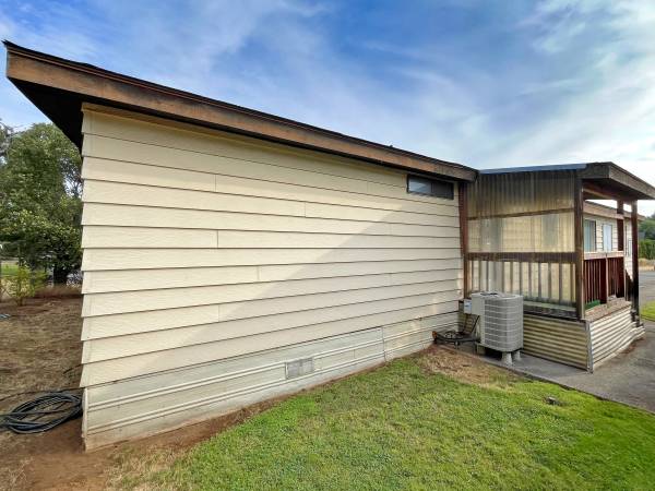 $130,000 / 2br - 1536ft2 - Mid-Columbia Mobile Estate Awaits! - RMLS#225124263 (Hood River)63672636950275124