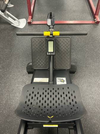Totalgym elevate máquina de remo - $875 (Warwick, RI)63469935518337123
