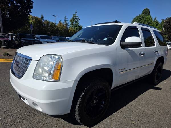2010 Gmc Yukon Awd All Wheel Drive Denali Sport Utility 4d SUV Dream C - $9,875 (OVER 200 TRUCKS IN STOCK)63616172435331122