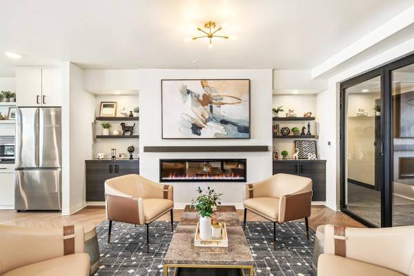 $2,264 / 2br - 921ft2 - Captivating Studio with High-End Finishes & City Views! (Tacoma)63884889486081120