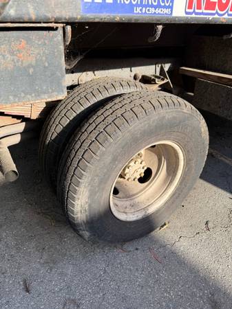1990 Ford F Super Duty DUMP Stake Bed - $2,000 (Carson)63618274291715123