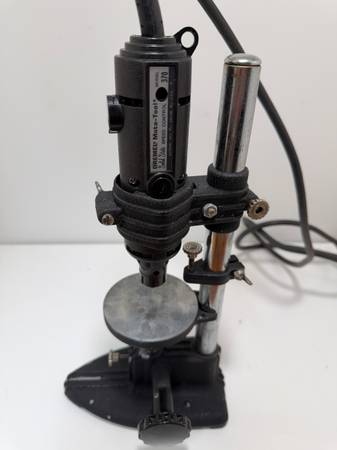 Dremel 650 Sensitive Drill Press 1