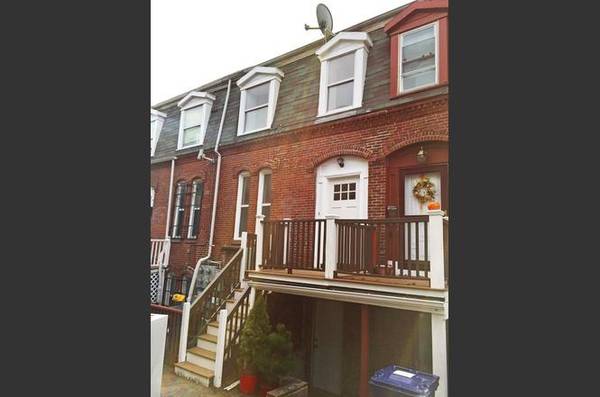 $3,600 / 5 habitaciones - ¡Casa adosada de 5 habitaciones reformada! (Roxbury)63856552840835120