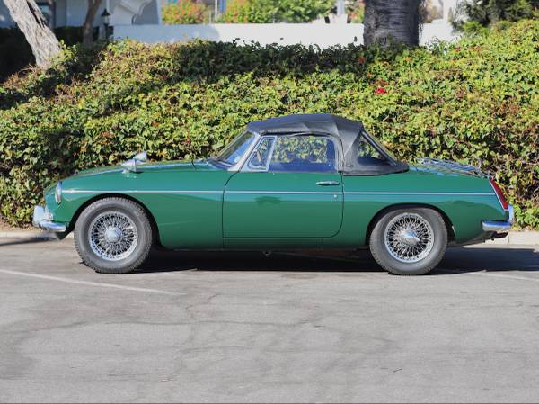 1967 MG MGB - $19,900 (Santa Barbara)63502256874113121