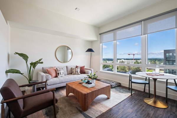 $1,875 / 1br - 571ft2 - Sophisticated / with Electronic Smart Locks, Dog Park (Lynnwood)63870758001537120