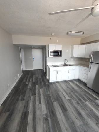 $2,395 / 2br - 850ft2 - amplio departamento de 2 habitaciones recién remodelado, llama para una visita (Santa Maria)63663904876163120
