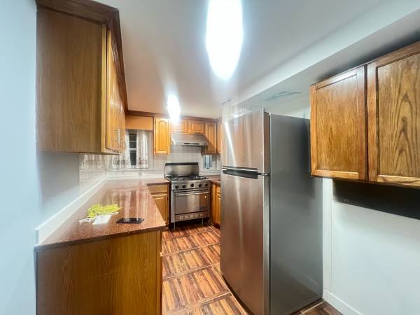 Brooklyn Br Apt For Rent With Utilities - Room for Rent
