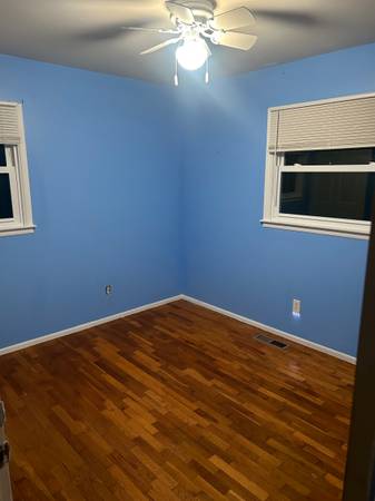 Roommate opportunity 1